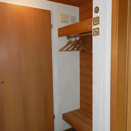 Zapfe - Kueenzi By Interhome Apartamento Saanenmöser