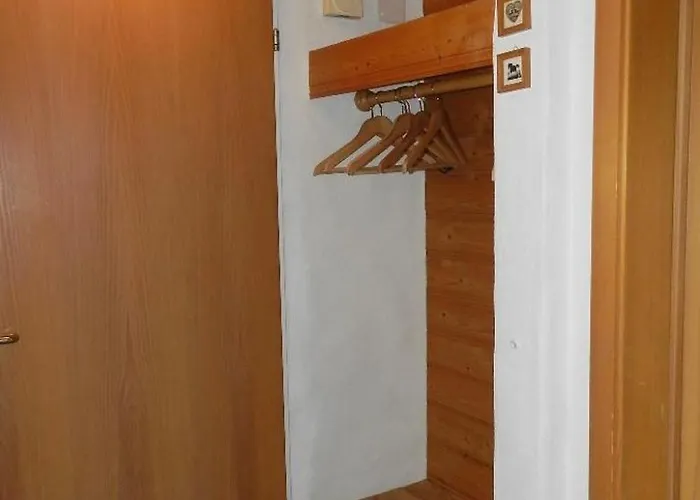 Zapfe - Kueenzi By Interhome Appartement Saanenmöser